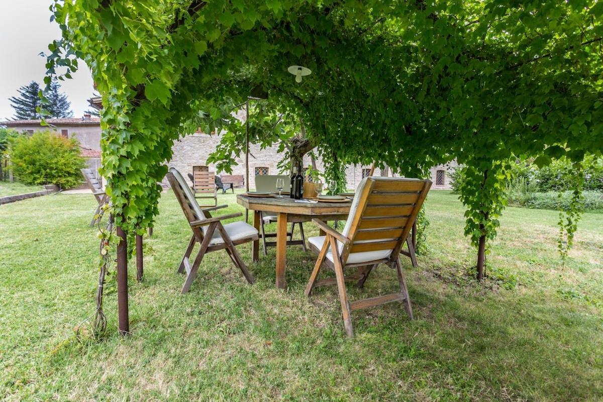 Casa Ridente Nella Valle Del Menotre Con Giardino Pale 外观 照片